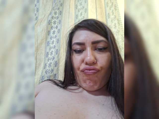 EdenaVega live cam on BongaCams