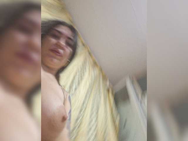 EdenaVega live webcam show