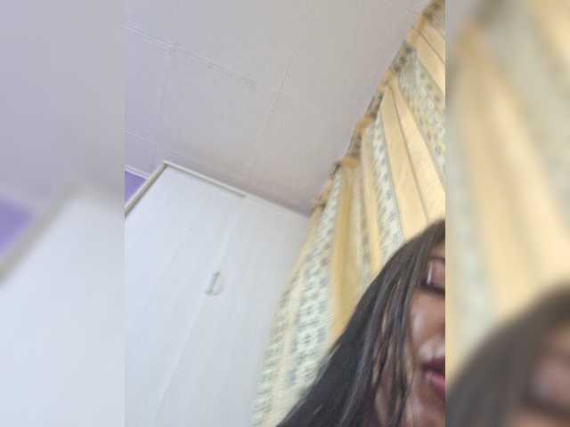 EdenaVega live cam on BongaCams