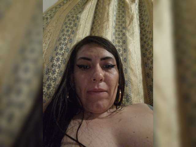 EdenaVega live cam on BongaCams