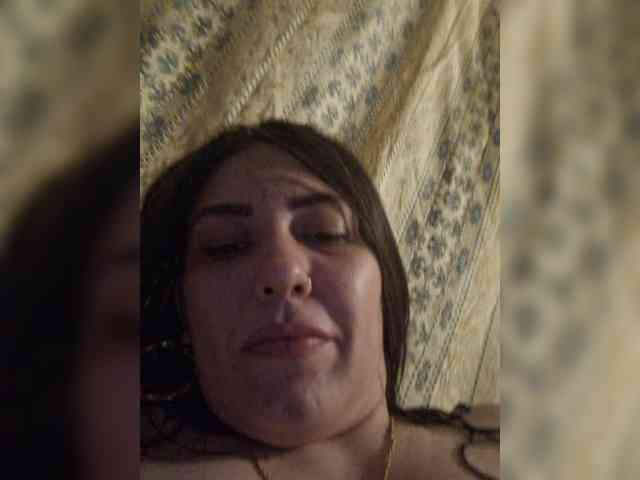 EdenaVega Live Webcam on BongaCams
