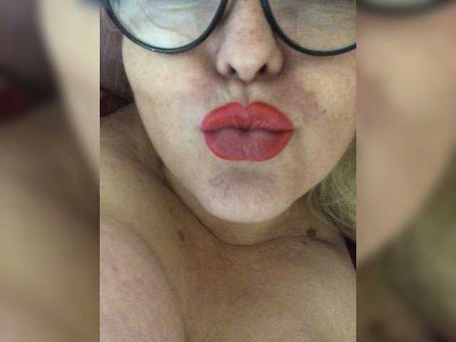 sweet_deep_throat live cam preview