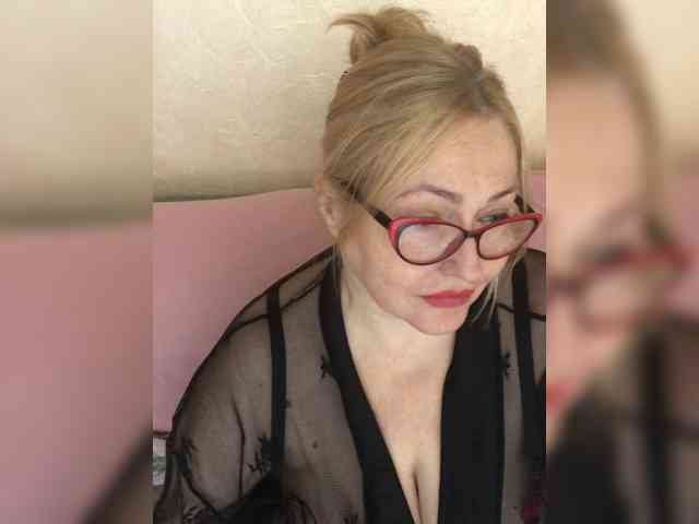sweet_deep_throat webcam