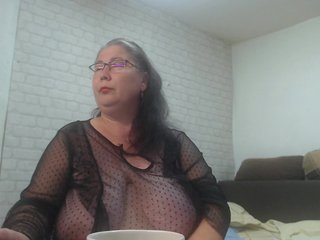 emmasquirt69 Porn Show