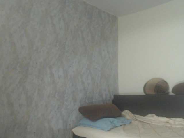 emmasquirt69 live cam on BongaCams