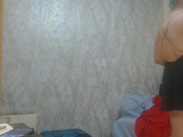 emmasquirt69 live cam preview