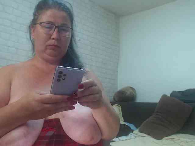 emmasquirt69 webcam
