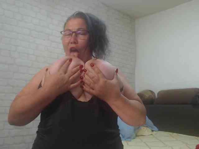 emmasquirt69 webcam