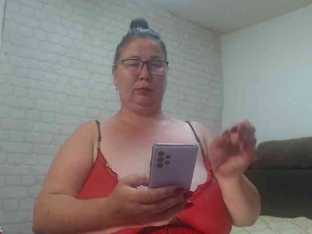emmasquirt69 webcam