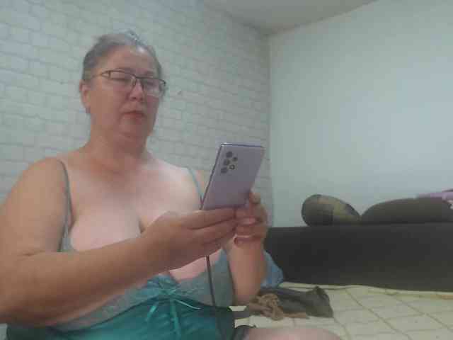 emmasquirt69 webcam