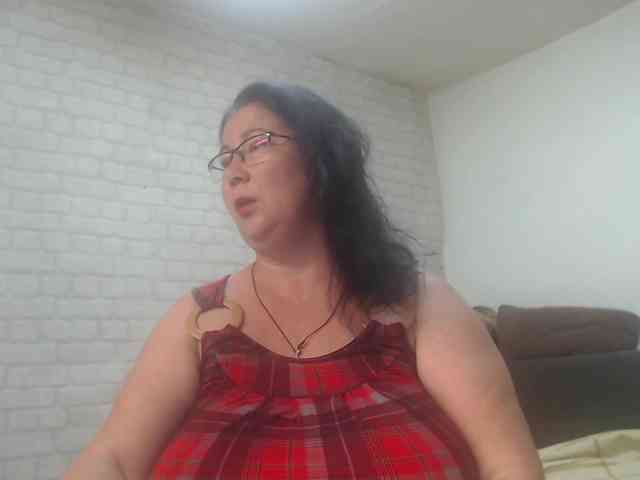 emmasquirt69 webcam