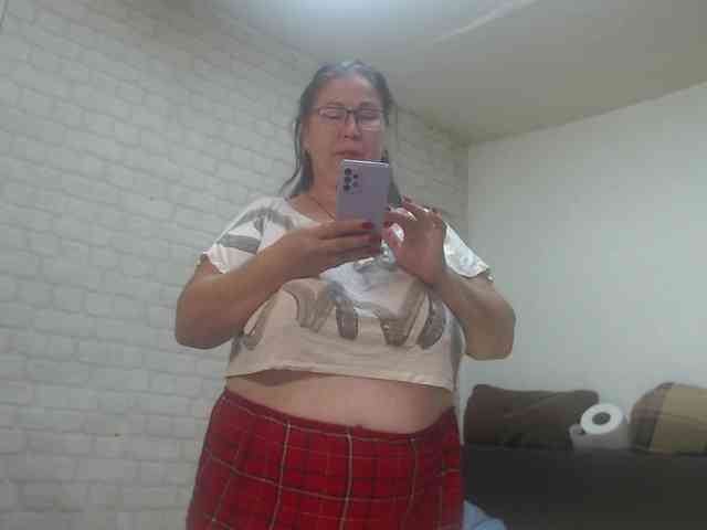 emmasquirt69 webcam