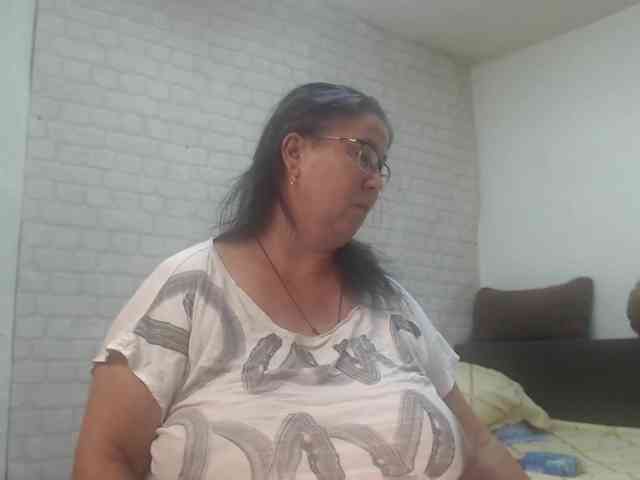 emmasquirt69 webcam