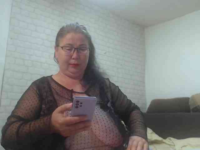 emmasquirt69 webcam