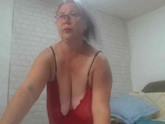 Model: emmasquirt69