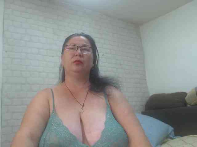 emmasquirt69 webcam