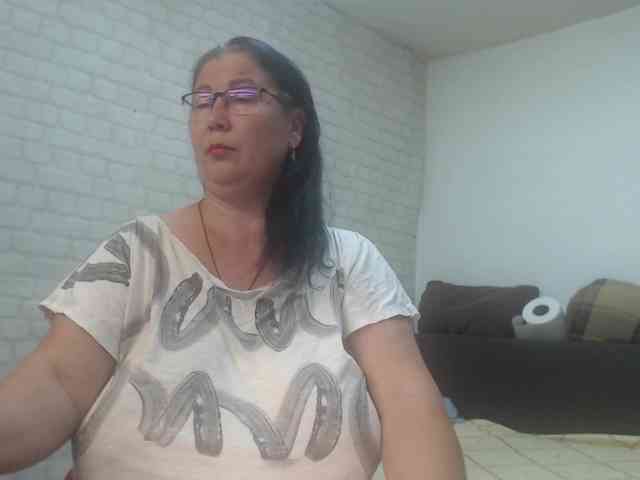emmasquirt69 webcam