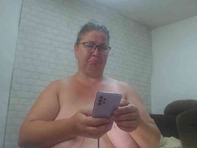 emmasquirt69 webcam