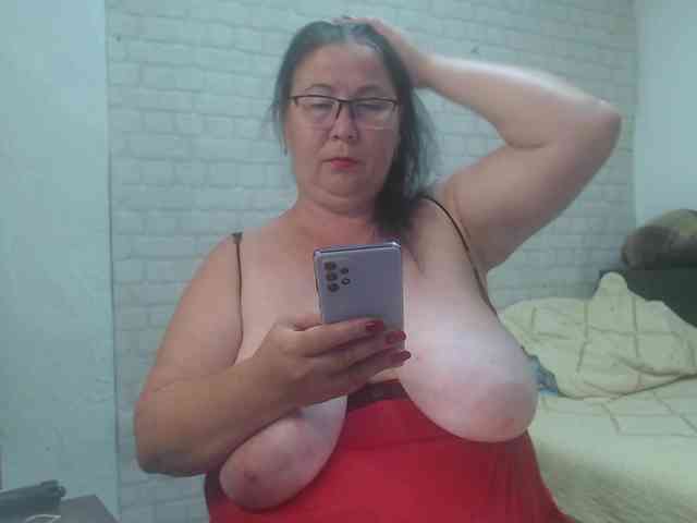 emmasquirt69 webcam
