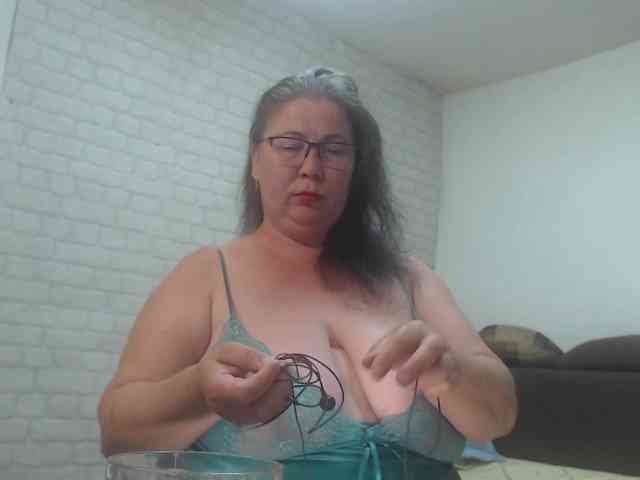 emmasquirt69 webcam