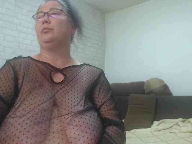 emmasquirt69 webcam