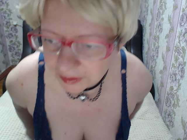 CrazzyBitch live webcam show