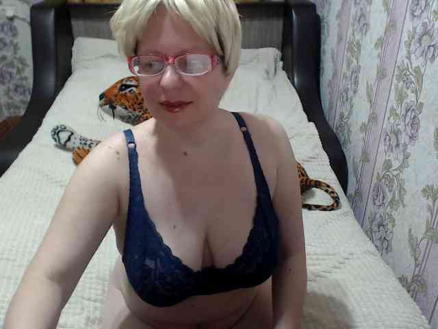 CrazzyBitch webcam
