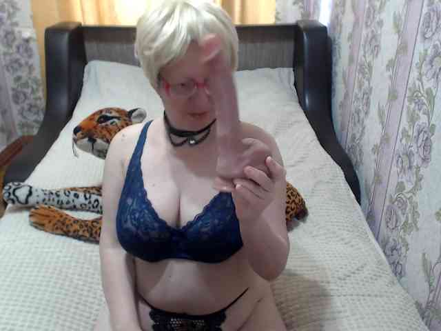 CrazzyBitch webcam