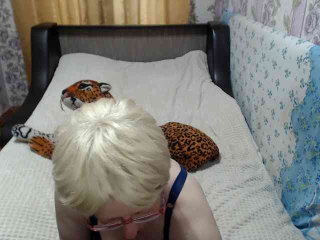 CrazzyBitch webcam