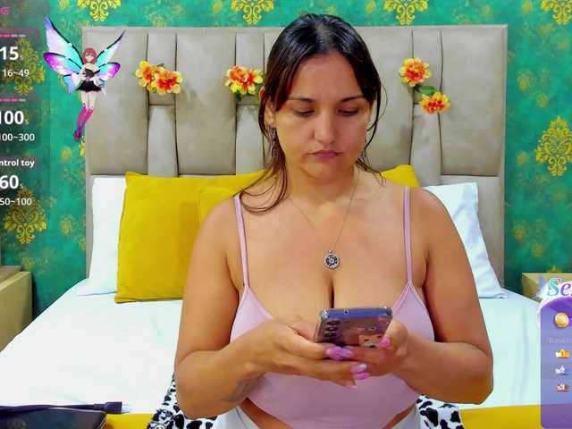 Samyprincexx live cam on BongaCams