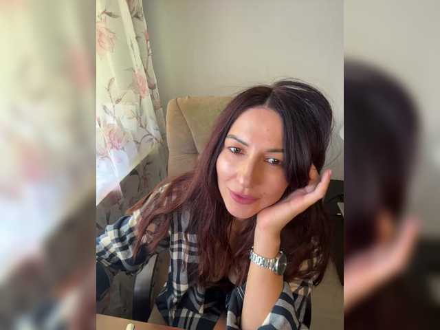 _Happy_Lady_