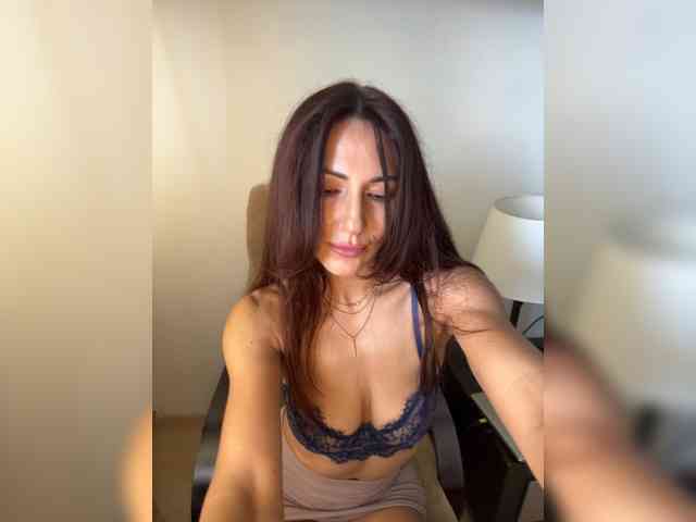 _Happy_Lady_