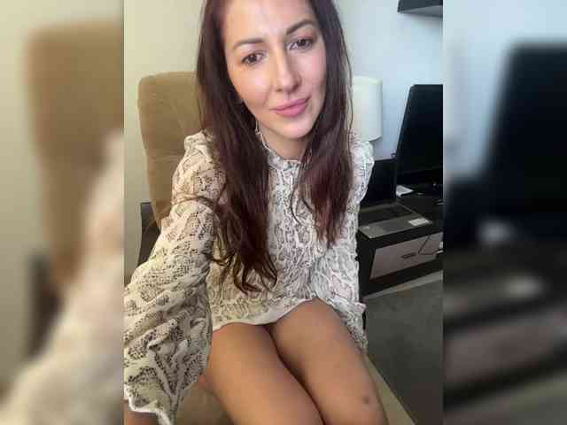 _Happy_Lady_ webcam