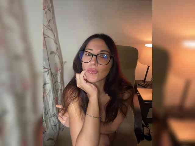 _Happy_Lady_ webcam