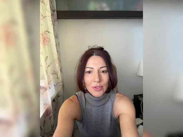 _Happy_Lady_ webcam