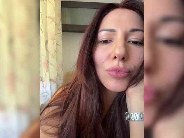 AnnaMilena Live Webcam on BongaCams