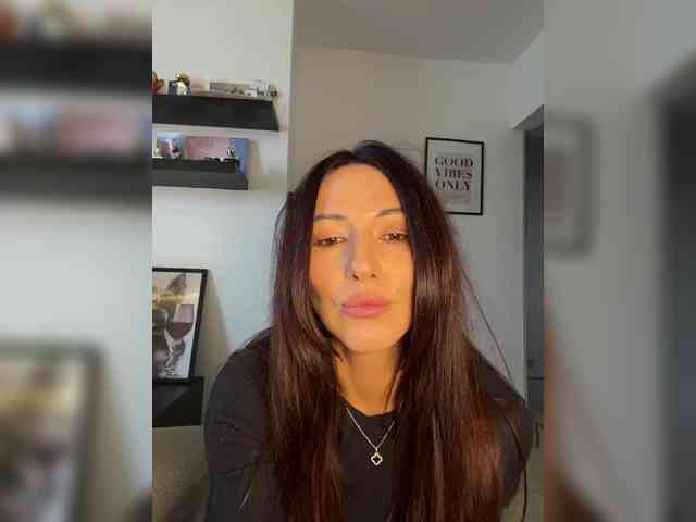 _Happy_Lady_ webcam