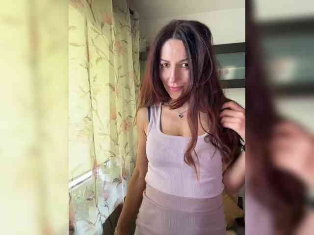 _Happy_Lady_ webcam