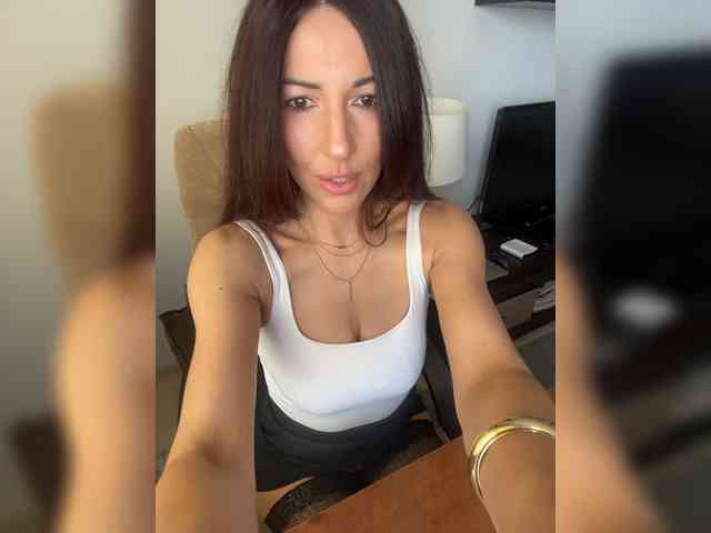 _Happy_Lady_ webcam