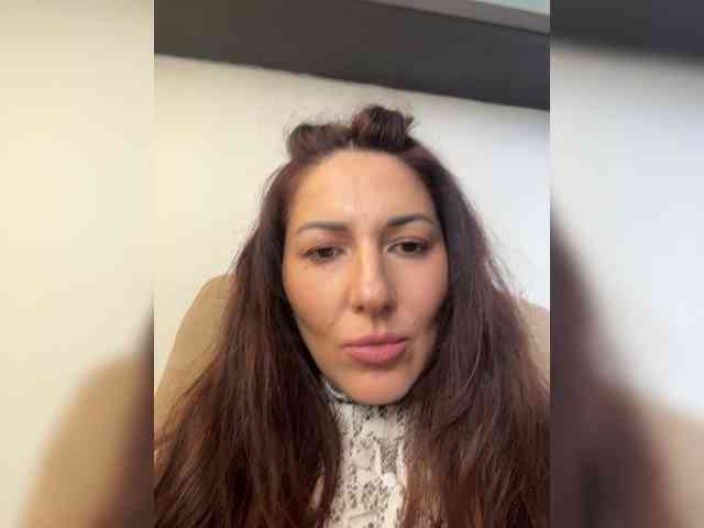 _Happy_Lady_ webcam