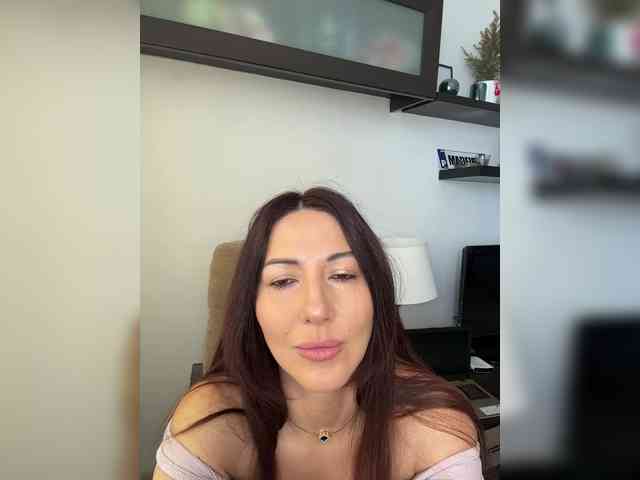 _Happy_Lady_ webcam