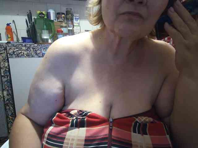 marusa0 live female cam on bongacams