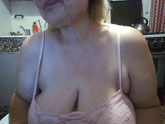 marusa0 live female cam on bongacams