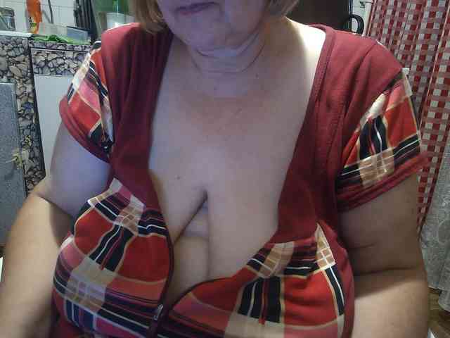 marusa0 live female cam on bongacams