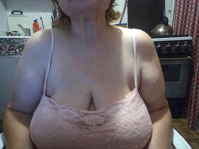 marusa0 live female cam on bongacams