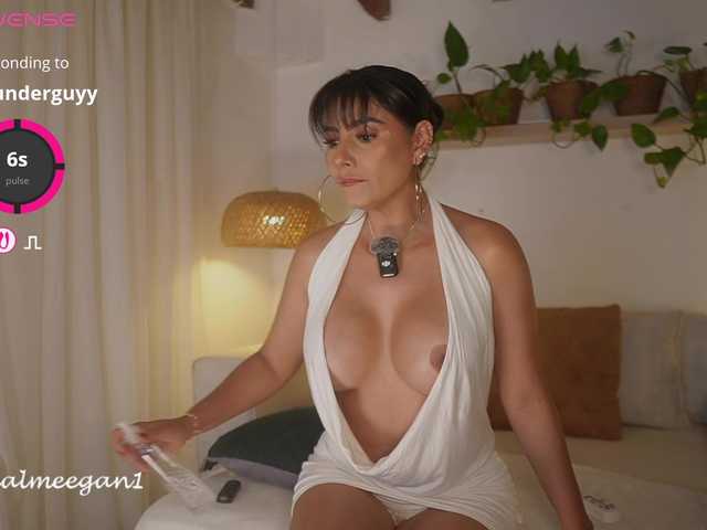 Meegan live cam