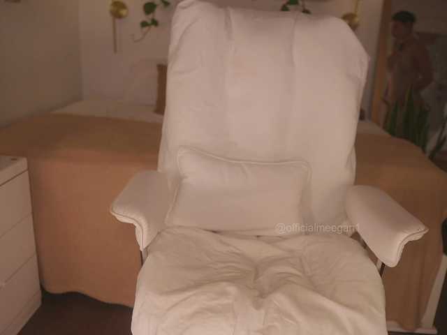 Meegan live cam on BongaCams
