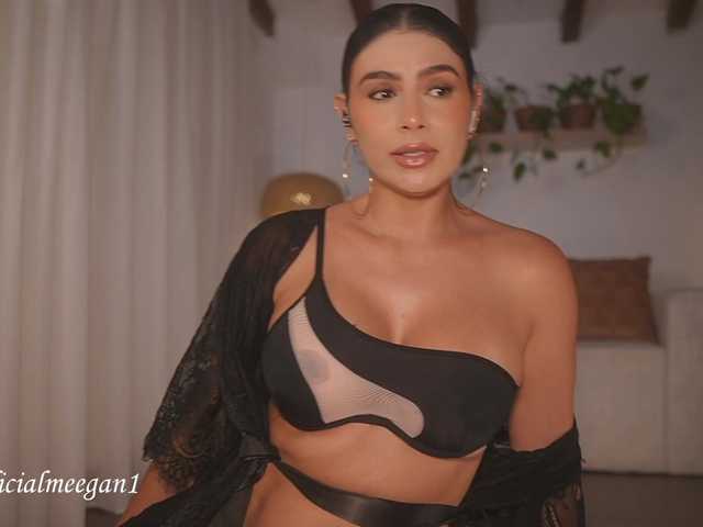 Meegan live cam on BongaCams
