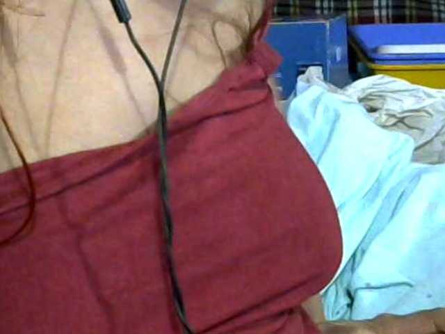 Priana live cam on BongaCams
