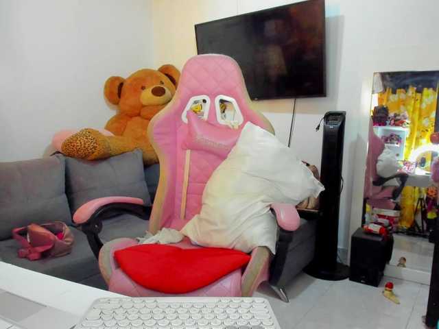 DreamHannah live webcam show